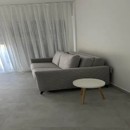 Luxury Aspira - Two Bedroom With Terrace